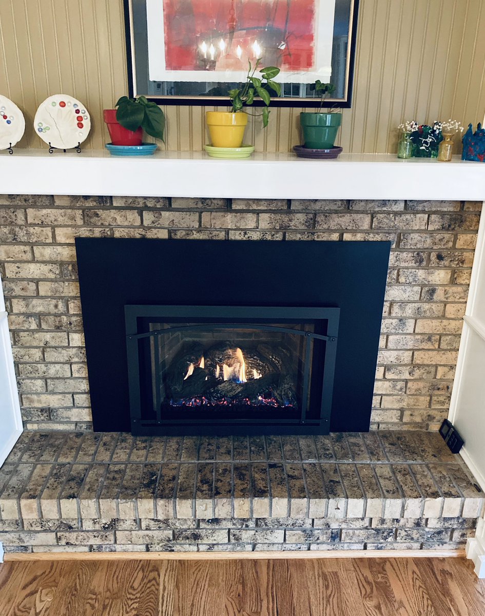 FPGrillExperts's tweet image. Call us when you are ready to convert your old dirty wood #fireplace to a beautiful and efficient #gasinsert. It just makes so much sense. 😍 

303-887-4727