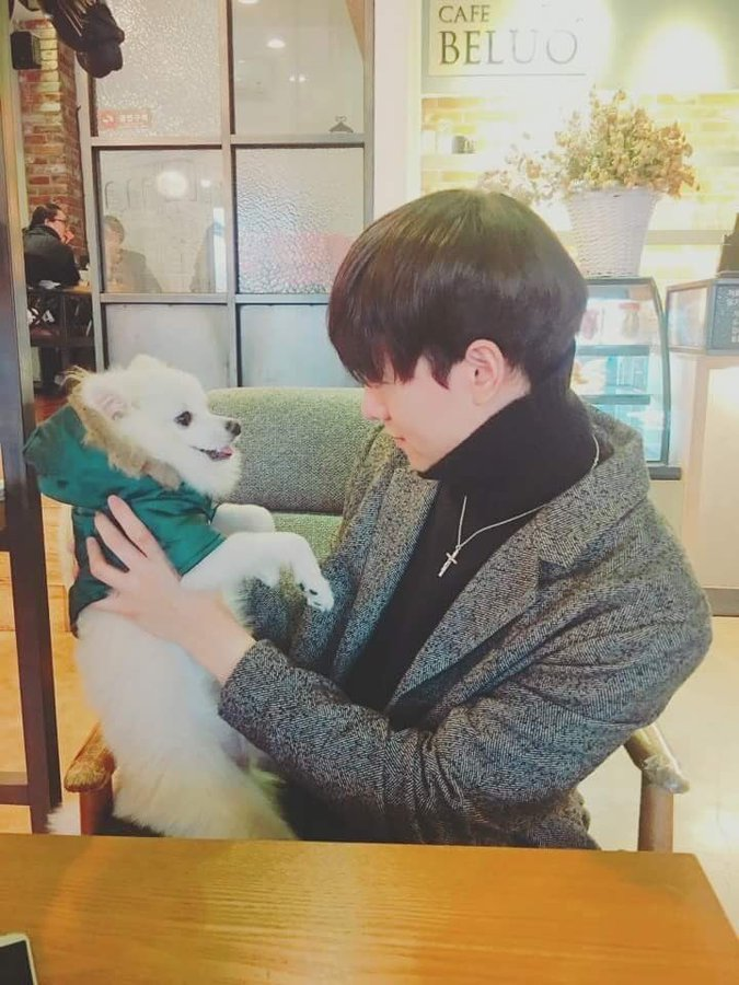 ravnarchive's tweet photo. it's sunny's birthday so everyone say happy birthday sunny https://t.co/PmIqtfiMuA