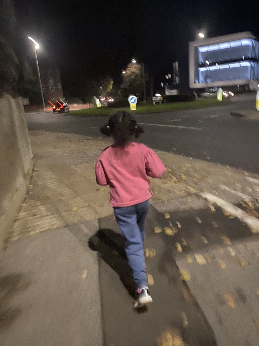 Renate20710996's tweet photo. 5km!!! Well done girl, we reached our goal! There is no going back now💪🏼🔥. 🏃🏾‍♀️ One more day to go!#MAPSActive https://t.co/vctKQEtE4t