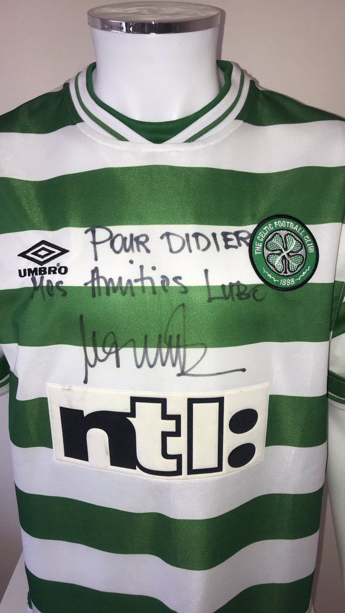 This is my matchworn Lubo Moravcik 1999-2000 Home shirt.

The shirt was worn by Lubo is the 6-2 humiliation of rivals Rangers in August 2000.

The shirt was given as a gift from Lubo to Didier Agathe as you can see from the message Lubo has written 🍀