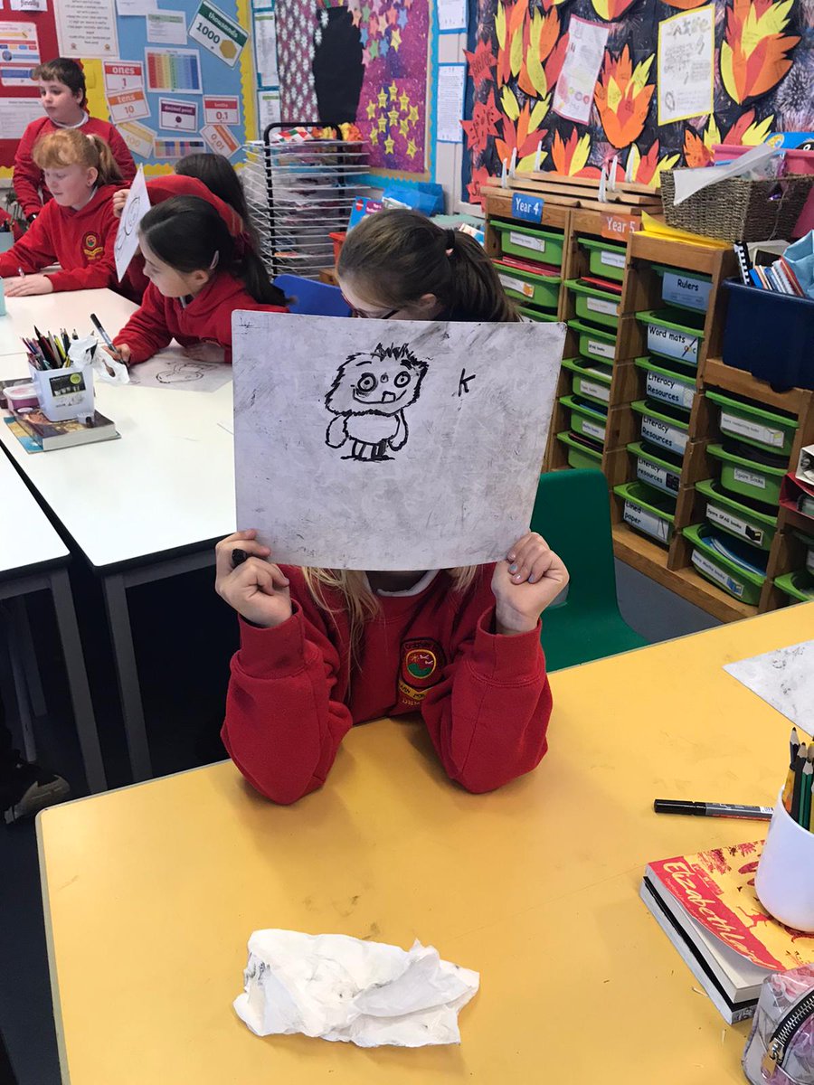 CraigfelenP's tweet photo. #cfp45 enjoyed learning some new drawing skills today during wet play. https://t.co/vRqgGCRvJJ