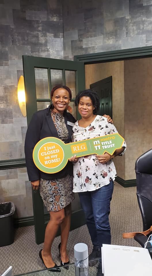 NelldraR's tweet photo. Ok let me drop my God news! Yep I said God instead of good, because He was so faithful to give me such a smooth closing with this wonderful client!! You can't get a 1 bedroom apartment for what she pays in her monthly mortgage! Stop renting and start building wealth..678-444-7914 https://t.co/osFSj2tYeo