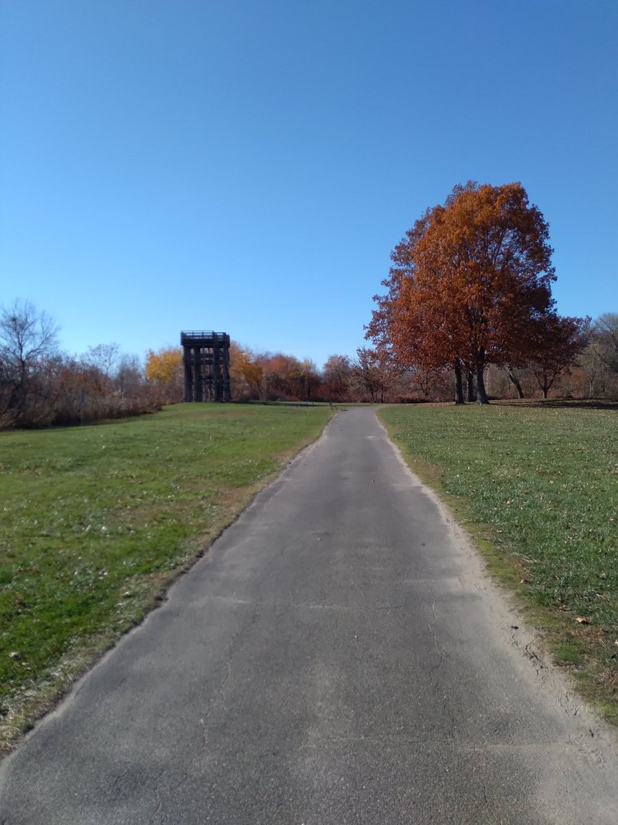 TripleVVV22's tweet photo. Do you deal with pain? Tired of it? Afraid to move more thinking the pain will get worse?
The Walking Trainer 1 on 1 training sessions address your issues. We'll help you to start moving again, at your pace, and help resolve your chronic or nagging pain issues. #KeeponMoving https://t.co/37e1Eyq3c6