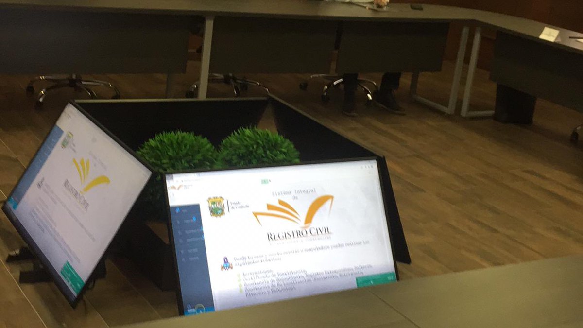 RcivilCoahuila's tweet photo. Nos sumamos a la transformación digital presentamos el SIRC Sistema Integral del Registro Civil para Aclaraciones y Constancias el 100% de los trámites digitales. Ingresa a https://t.co/nLqB99vJh6 fácil de usar, ahorra tiempo de espera y filas #digitalización #servicios #Coahuila https://t.co/Gbcyo5f84A