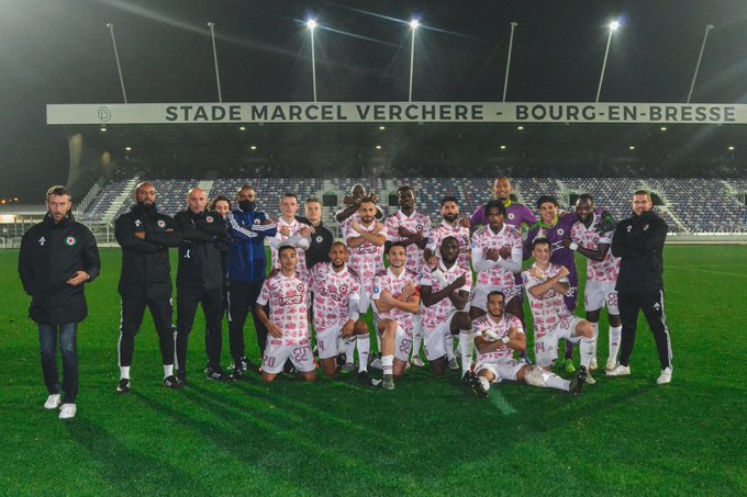 [4ème journée] Bourg en Bresse - Red Star FC EmfG7SzWEAEPuuG?format=jpg&name=small