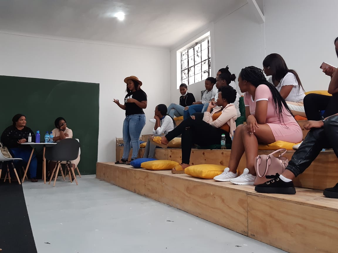 MafIHub's tweet photo. Today, we hosted a second Cohort of Women in STEM.
North West Province has a bright future.
For the 2 days we have hosted 40 Women in Computer Science, Technology Engineering, Maths Physics,Geography, Information System
#BuildingCapable4IRArmy @Stellarated https://t.co/g1LSThBFFn