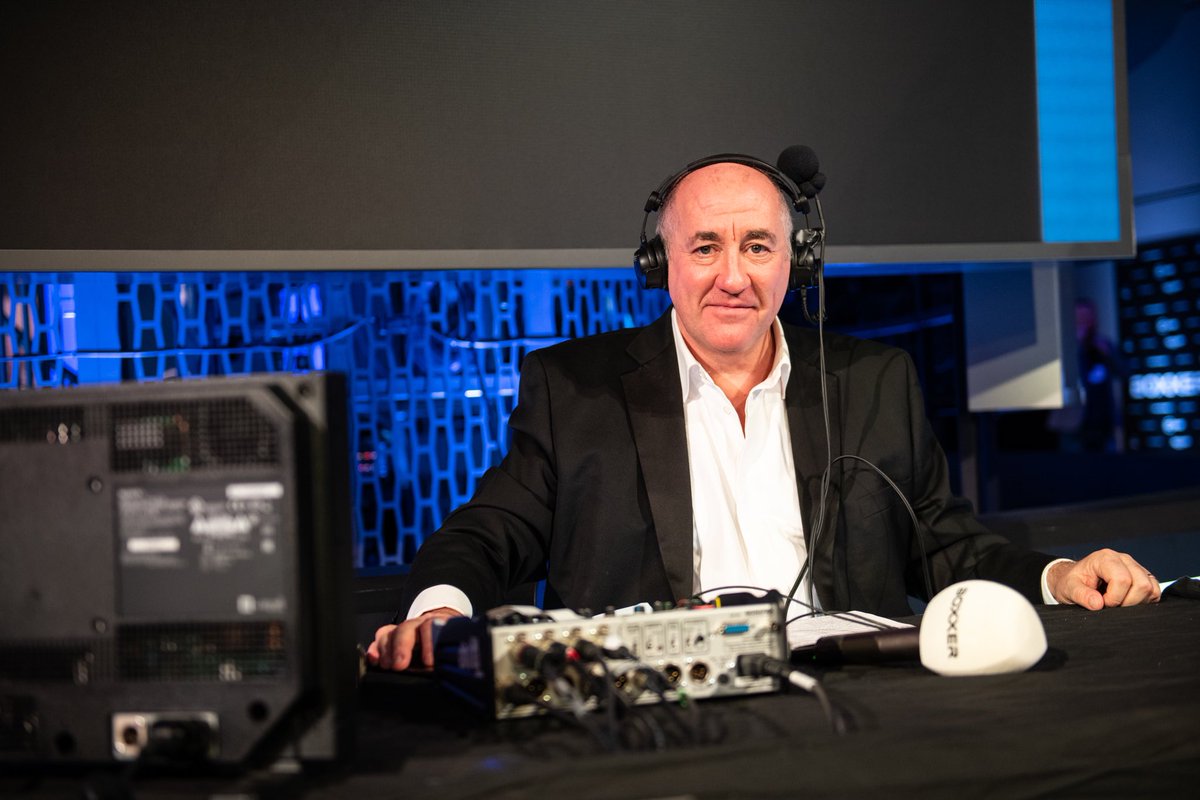 Back doing what you do best, with the best seat in the house <a href="/bigdaddybunce/">Steve Bunce</a> 🗣🥊

#TuesdayNightFightNight

Live in less than 30 mins! ⏰
ITV4 (<a href="/ITVBoxing/">ITV Boxing</a>) and BT Sport1 (<a href="/BTSportBoxing/">Boxing on TNT</a>)