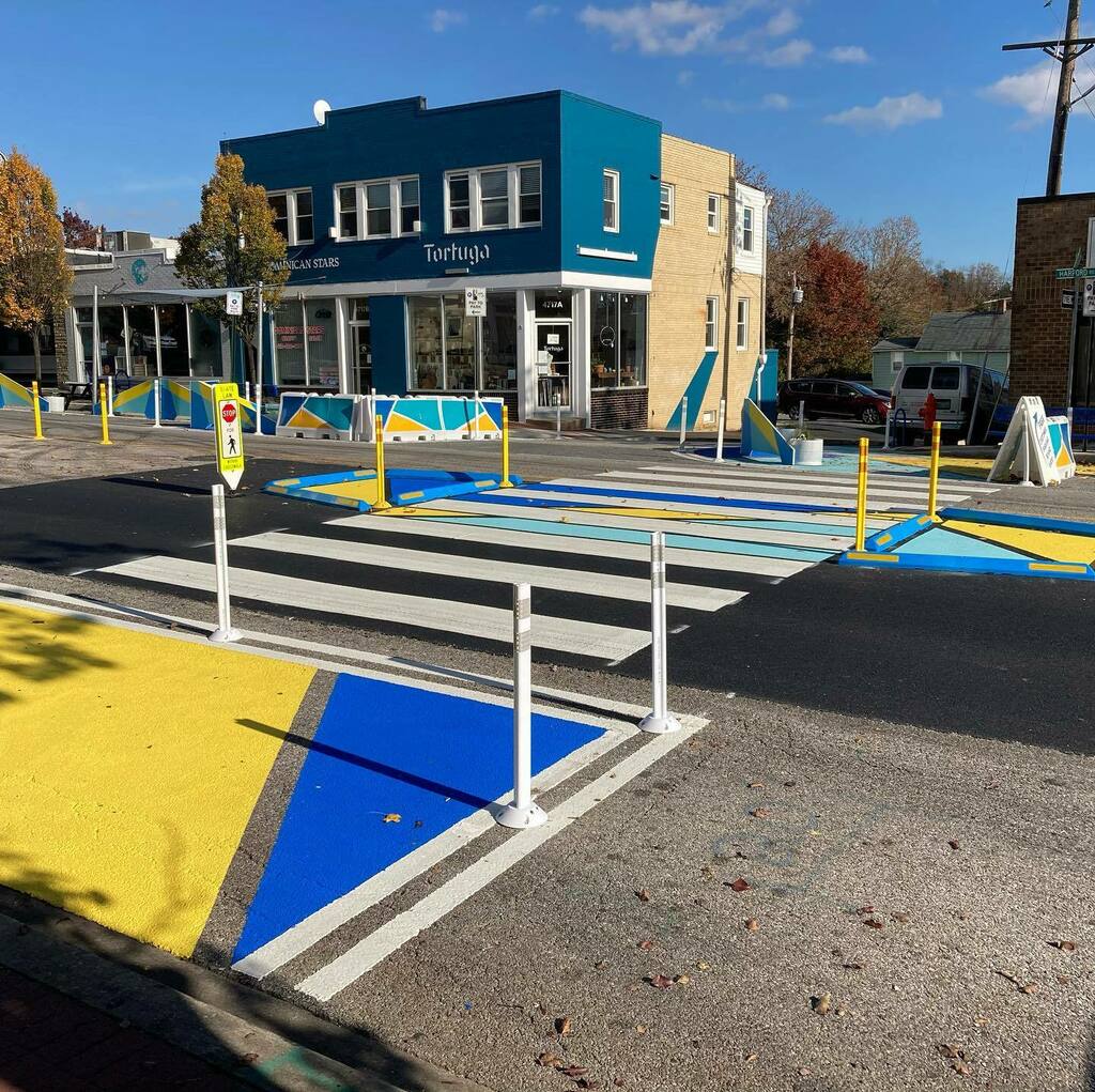 grahamprojects's tweet photo. Major precedent set: stakeholders asked for a midblock crosswalk and @bmorecitydot allowed us to deliver! @designfordistancing #CurbsideCommons #grahamprojects #placemaking #publicart #liveablestreets #completestreets #streetart #trafficcalming https://t.co/2JJ1V0AsRX https://t.co/xsJMgti9Cc