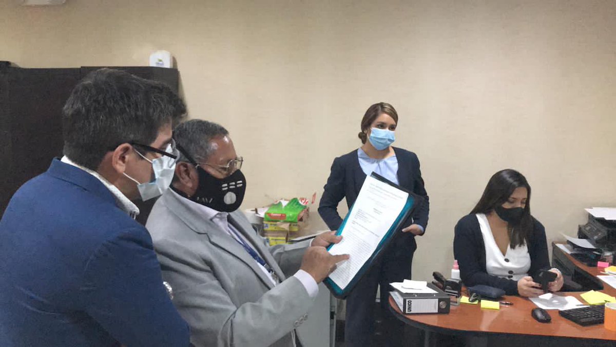 PGEcuador's tweet photo. ⭕️Caso María Sol Larrea: Compartimos las imágenes de la diligencia de embargo efectuada hoy por la Procuraduría General del Estado dentro del proceso de recuperación de activos. 

#LuchaAnticorrupción #DefensaDelEstado 
#RecuperacióndeActivos https://t.co/RPLMHvleyU