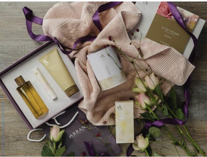 vouchershares's tweet photo. @vouchershares Exclusive to #VoucherShares get an extra 20% off with #ArranSenseofScotland
Find the perfect #ChristmasGift with a selection of seasonal gift sets, starting from only Β£10. #ArranVoucherCode π
https://t.co/Qy61r2xySU https://t.co/2qjBYj5h9k