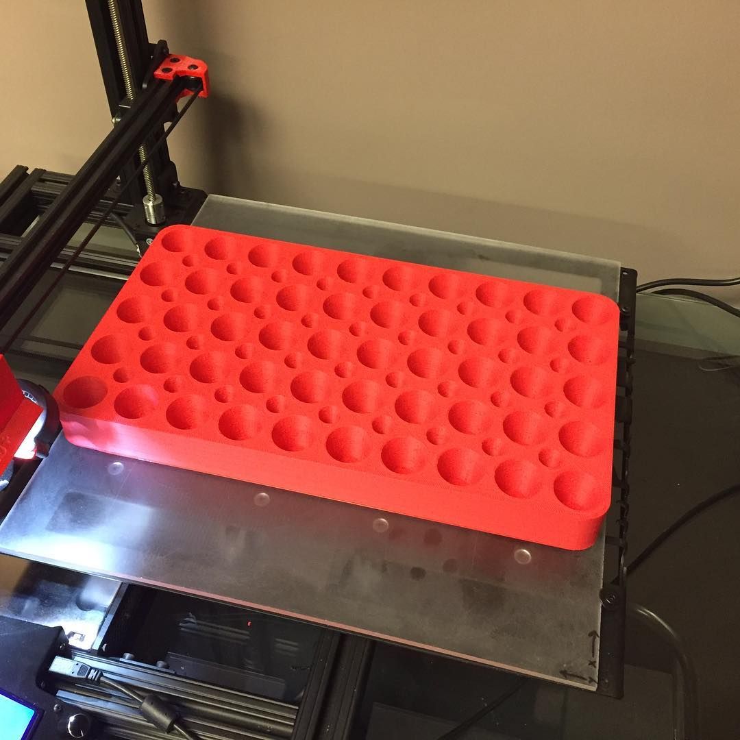 gCreate3D's tweet photo. A #gMaxSize 3D printed collet holder by #JMFabrications in action. Printed on their gMax of course! 16" x 9" x 1.5" at 400 micron layer height. Looks like they are going to need some more collets to fill this thing up. #3dprinting https://t.co/AudFTbQ1Td