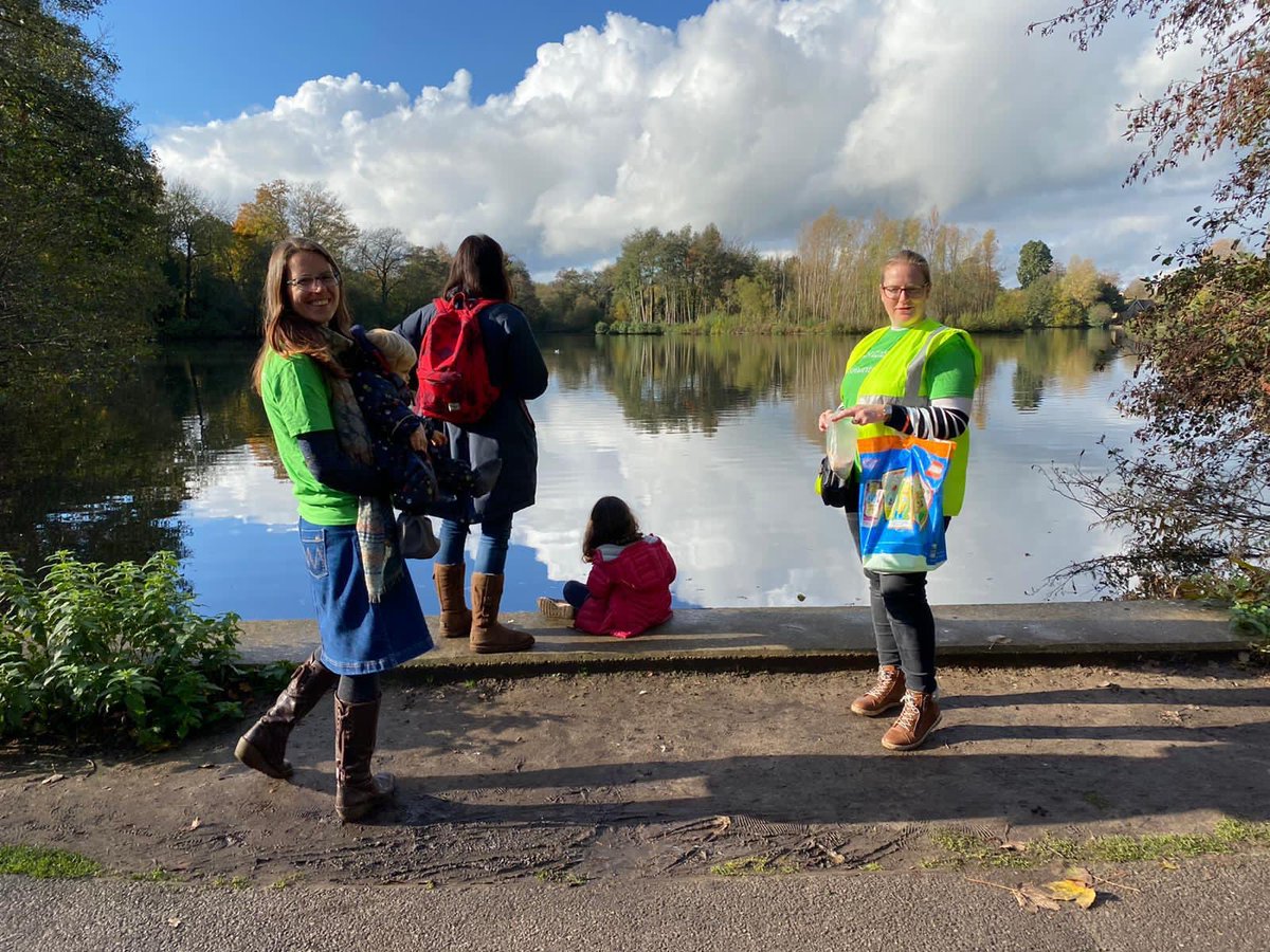 GodalmingNCT's tweet photo. What a glorious morning we had for our weekly walk today! The colours around the lake looked amazing and we loved meeting more parents and their little ones. The ducklings were happy to see us as well! #godalming #ncthereforyou #surrey 💚 https://t.co/fEbHDohxkK