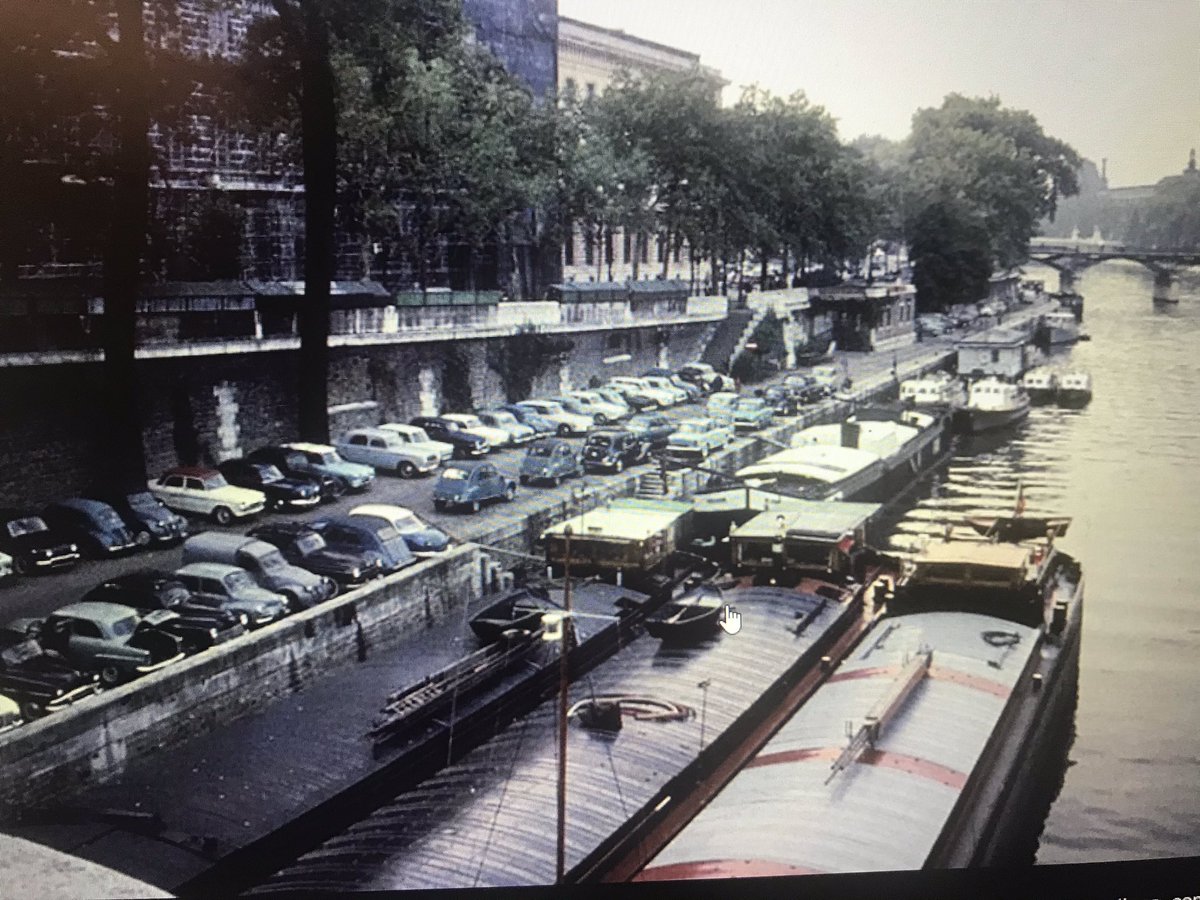 On oublie vite, mais c’était ça le #Paris d’avant. Heureusement que la reconquête de l’espace public est en cours 🤸🏼‍♀️cc <a href="/Anne_Hidalgo/">Anne Hidalgo</a> <a href="/C_Najdovski/">Christophe Najdovski</a> <a href="/ArielWeilT/">Ariel Weil</a> <a href="/David_Belliard/">David Belliard</a> <a href="/egregoire/">Emmanuel Grégoire</a>