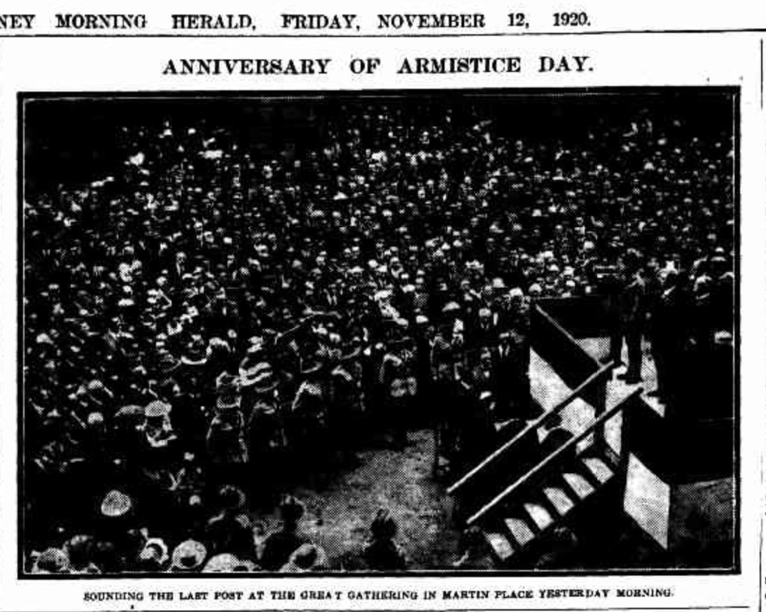 AustraliaWW1's tweet photo. Thursday November 11th, 1920. 11am: Armistice Day. SYDNEY 🇦🇺: A great gathering assembles in Martin Place to remember the end of the Great War. 

#LestWeForget
#ArmisticeDay https://t.co/aOFsYAaNAr