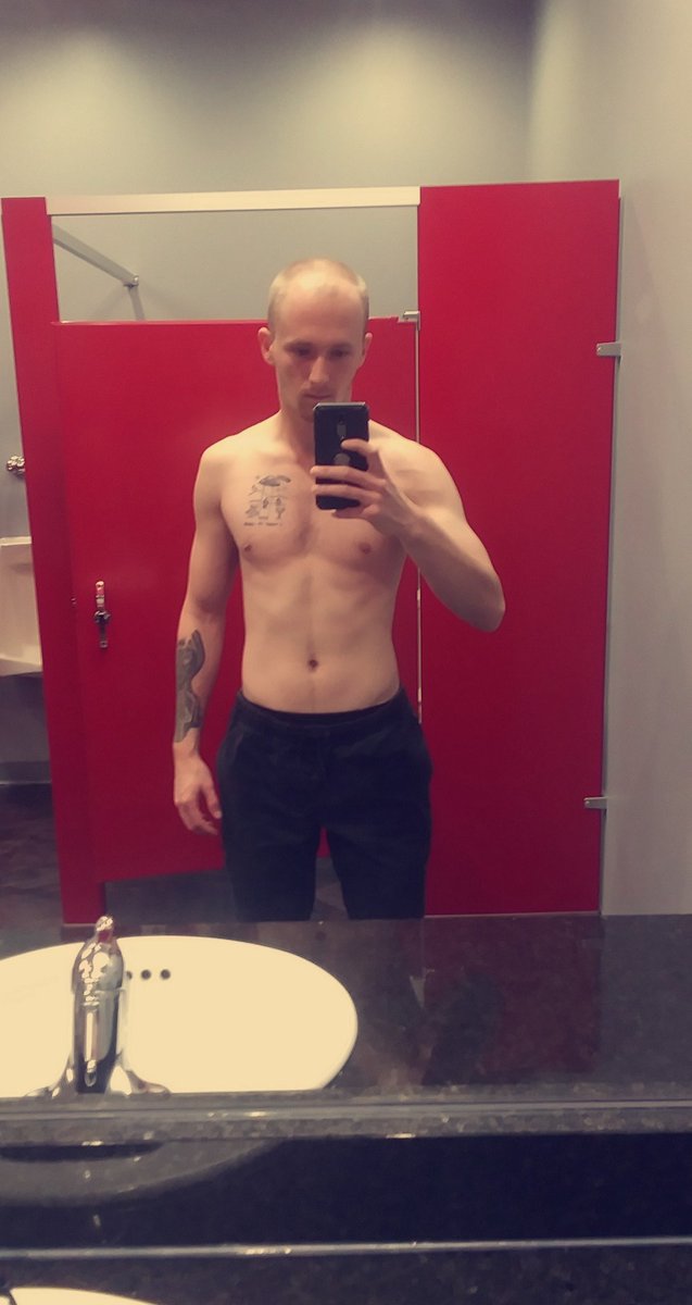 DaddyTwink3's tweet photo. That FUCKING #Chest though

#findom #femdom #onlyfans #content #horny #freak #wet #gay #gymselfie #gym #motivation #sugardaddy #premium #snapchat #premiumsnapchat #tattoos #menwithtattoos #sexy #nudes https://t.co/ehLZ6dAQIi
