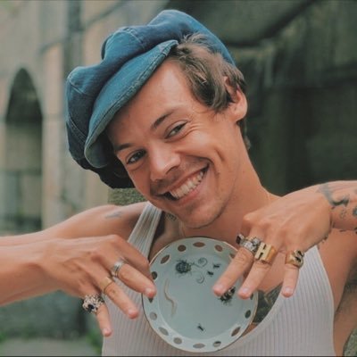 nilxwlls91's tweet photo. 🚨HOY ES EL ÚLTIMO DÍA PARA VOTAR POR HARRY EN LOS AMAS Y YA SABEMOS LO QUE PASO EN LOS ÚLTIMOS PREMIOS ASIQUE SI NO QUIEREN QUE PASE LO MISMO DEN RT🚨 

I’m voting for Fine Line for Favorite Album - Pop/Rock at the #AMAs https://t.co/sDOmkcs5pz