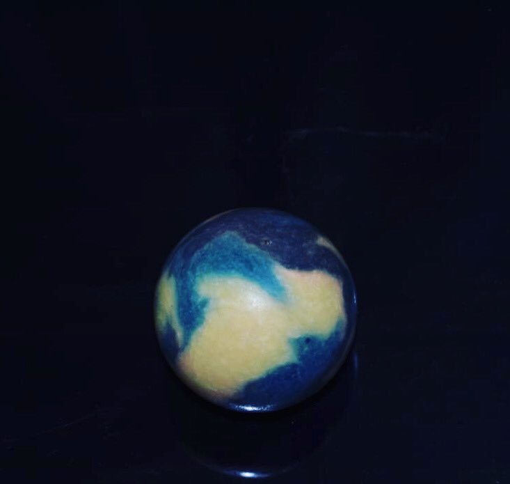 JouriSoap's tweet photo. Water is the low point of the matter , this third element has the most character , its motion is downward and inward , and its energy is stillness and conserving . 
Water feeds wood , symbol of winter and cold , indeed this element is perfect for warm bath 😍
Created with love https://t.co/uLzmmRmQ3i