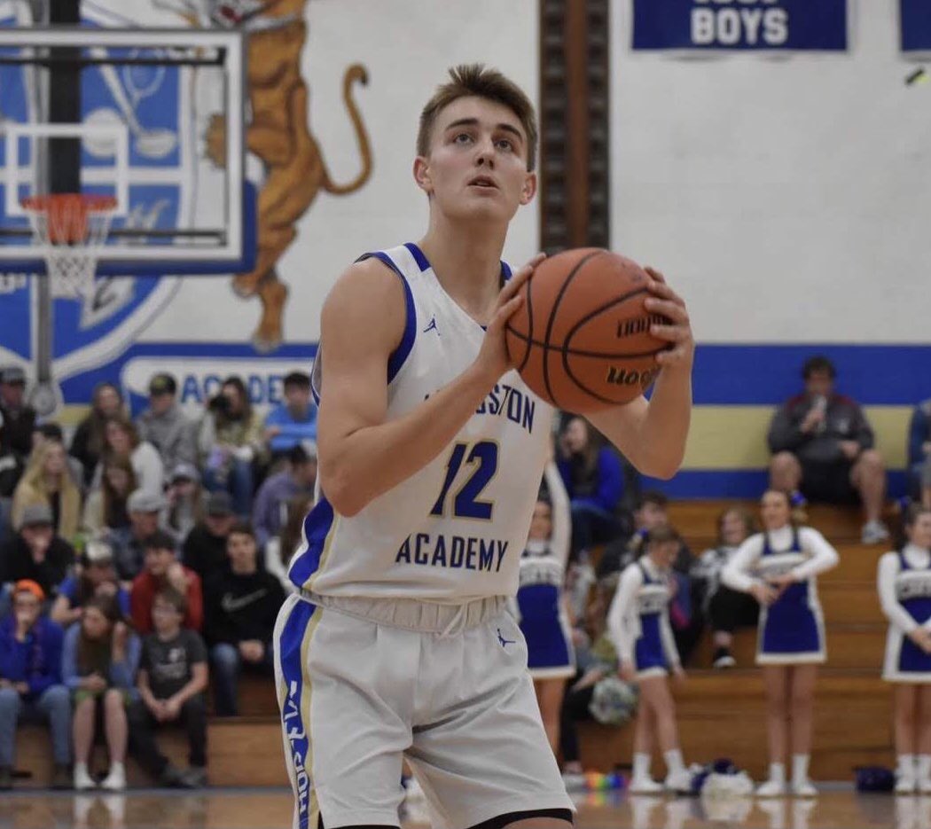 HogEyeSports's tweet photo. Livingston Academy Boys’ Basketball Senior Matthew Sells will be signing a National Letter of Intent with Lincoln Memorial University on Thursday at 1:30 PM at Derward Vaughn Memorial Gym. https://t.co/pA6ZC7ZdUF