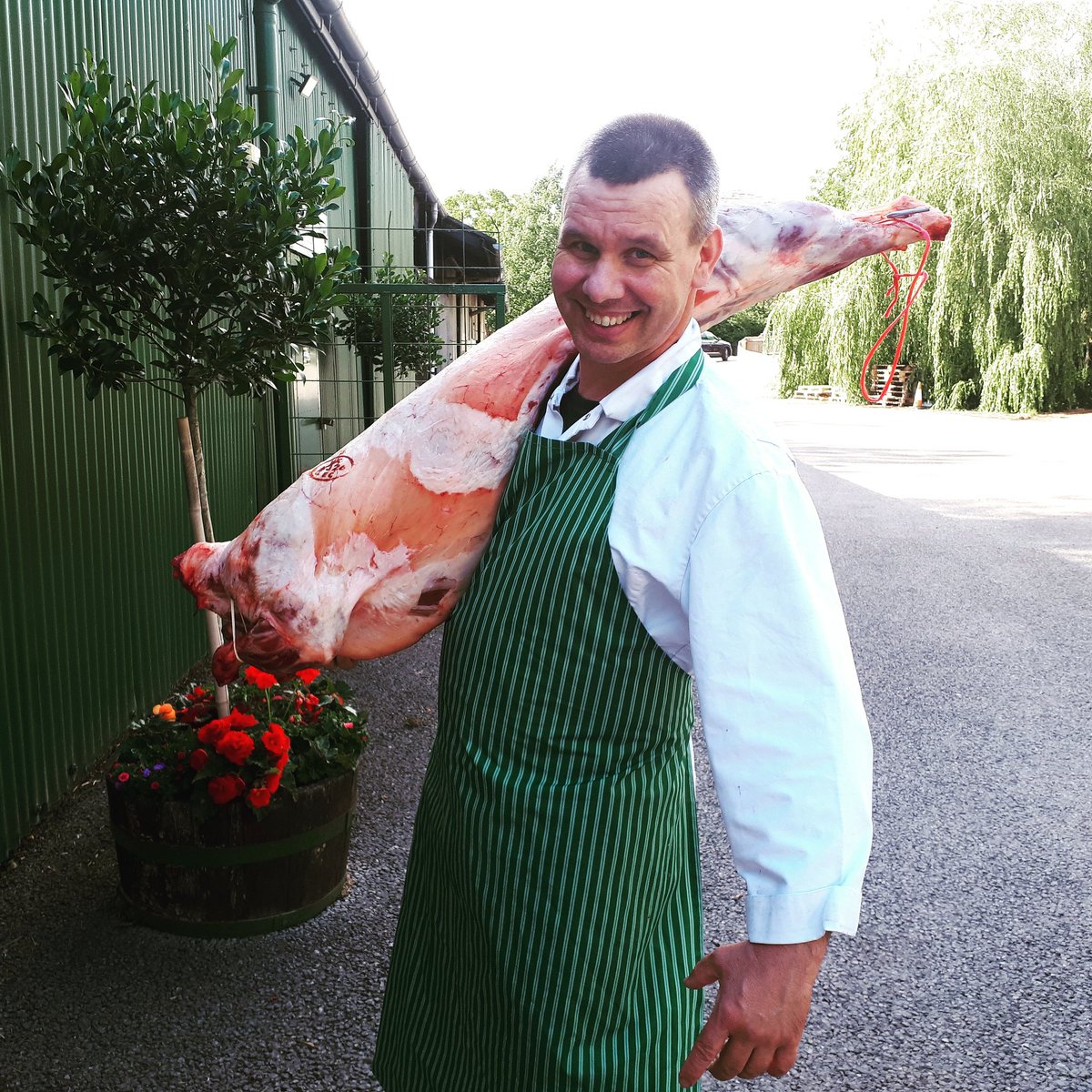 stourvalleygame's tweet image. This Sunday we are @AylesfordFmMrkt 9.30 to 1.30pm 
All Kentish game and meats available.We will have the last of the pheasant and partridges until end of lockdown. 
As well as some fantastic local Lamb from Alistair Palmers farm at Shottenden #shoplocal #supportlocalbusinesses