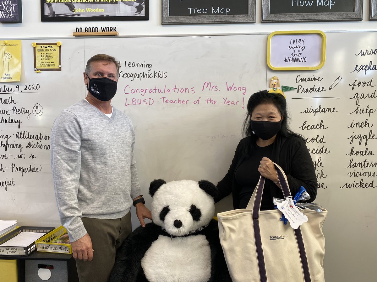 LagunaBeachUSD's tweet photo. Congratulations to our 2021 teacher of the year Tamara Wong! Principal Chris Duddy stopped by her 3rd grade class at El Morro to present her with a gift bag. 
Watch a video of all @OCDeptofEd teachers of the year here: https://t.co/RvsSF33JMn https://t.co/RyIHWGwOi9