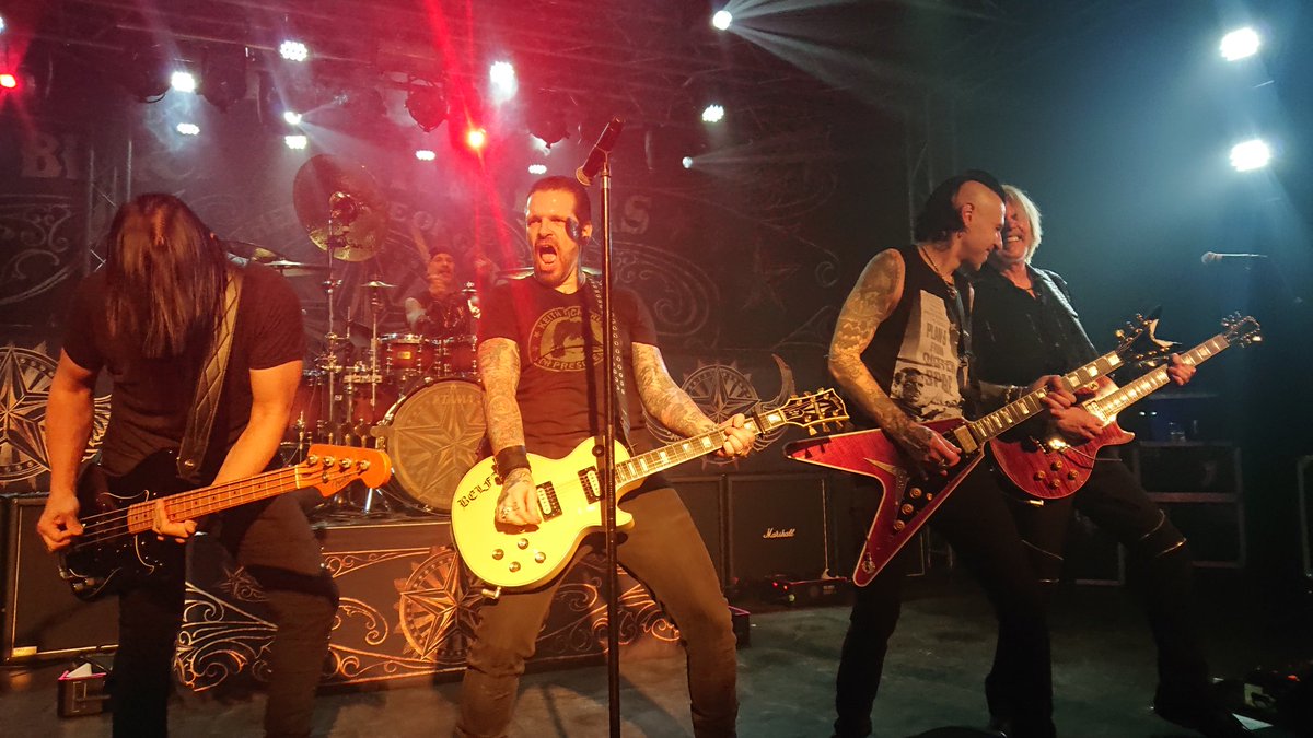 stebri666's tweet photo. Exactly one year ago: @BlackStarRiders played @livepul in Uden (NL)
Miss you guys https://t.co/oyjA32xdmK