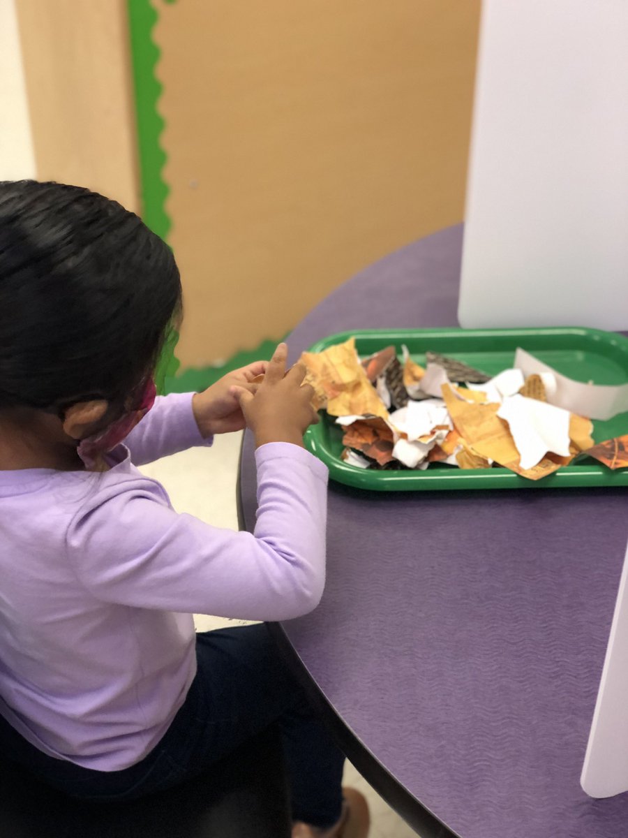 sandychilton's tweet photo. Working on those fine motor skills by ripping paper for art collages. #artwork #PreWorks #kids #ECE https://t.co/uMaSsPhDlg