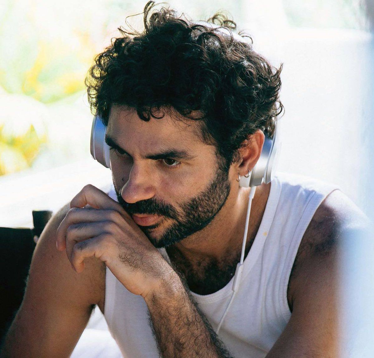 OutsiderPics's tweet photo. Join us for a free live-stream Q&amp;A to discuss the new Brazilian #film "Divine Love" This SUN NOV 15 - 8PM EST/ 5PM PST, with much buzzed about director #GabrielMascaro &amp; acclaimed U.S. film producer @TedHope. Register here: https://t.co/ZjLrhIz4ez #DivineLoveMovie #TrueLoveShares https://t.co/fwdaj2wjDI