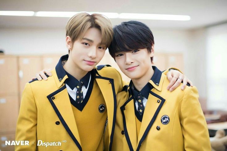 IamNotArchive's tweet photo. Hablemos del claro modelo a seguir que son los chicos Stay! Jeongin fue presidente de la clase Chan era excelente en la escuela, Minho bueno estudiante de honor estudió en montessori por lo que es experto en tareas prácticas con eso te digo todo, + https://t.co/rtCJE73jPX