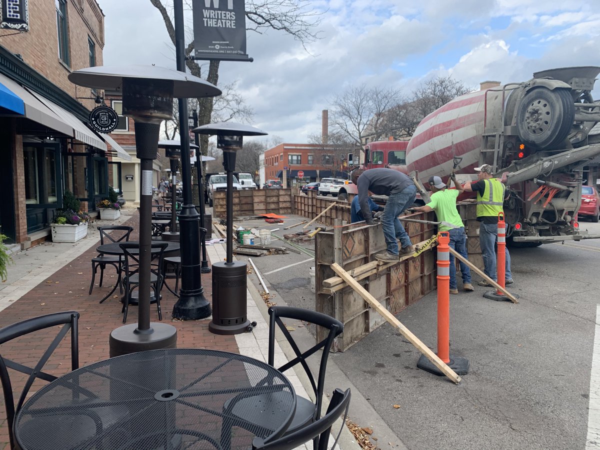 PhilKiraly's tweet photo. Proud of our restaurant community in @VGlencoe - @Guildhall60022's new COVID-restriction compliant outdoor dining for the winter months is going in. Proud to partner with their team to make this happen. #DineLocal #TakeOutLocal #Entrepreneurship #Glencoe https://t.co/tokJbVN11e