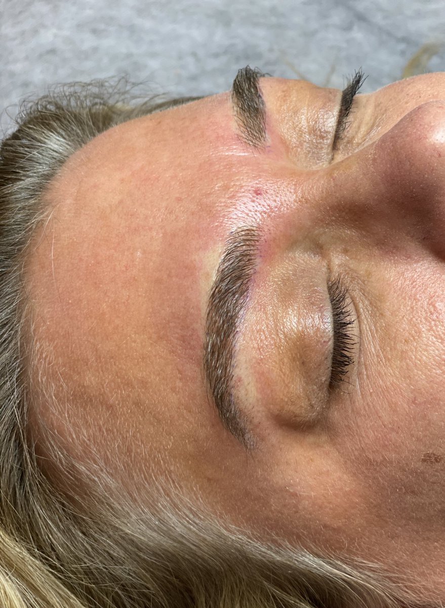 Micaelaaa123's tweet image. just dropping my new logo as well as my two most recent clients bc i’m obsessed :) 🖤