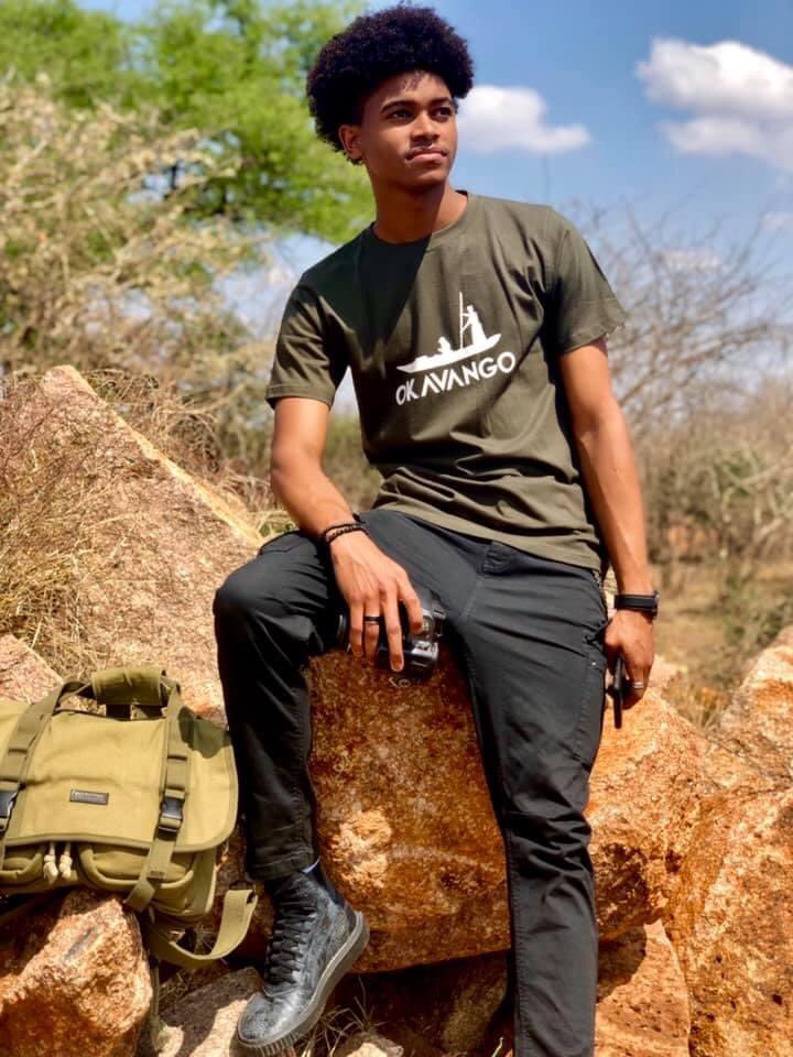 okavangogear's tweet photo. Get yourself this OKA VAN GO Female Mokoro Poler TShirt & #rediscoverbotswana in style (Millitary Green, Black, Khaki, White and Gray) #okavangogear #stashedinbotswana #okavangoclothing #naturemodel #safari #okavango #botswana #phushabw https://t.co/6mDhlRGNCl