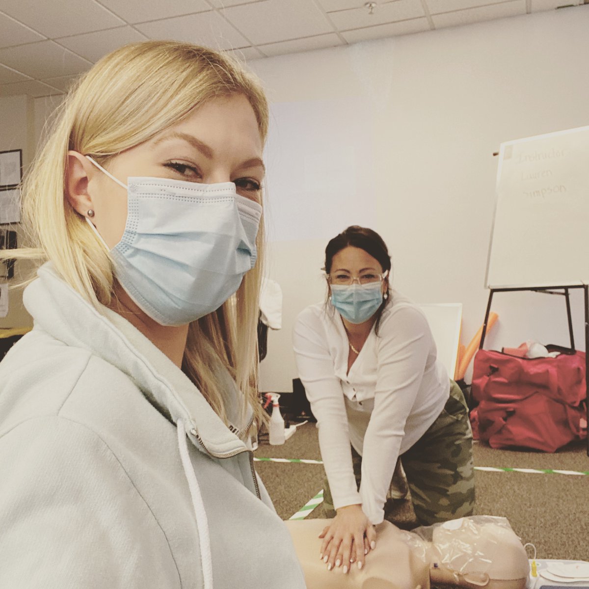 Merton_HCDSB's tweet photo. Our TM staff has officially been recertified in first aid thanks to St. Johnโs Ambulance!!! ๐ฉน โโค๏ธ @hcdsb @sjahalton #firstaidtraining #standardfirstaid #aed #cpr https://t.co/9UC059HBQN