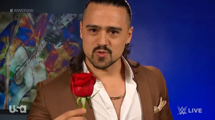 This rose 🌹 is FOR ALL BEAUTIFUL WOMEN in the world 🌎  

Esta rosa 🌹 es PARA TODAS LAS MUJERES HERMOSAS del mundo 🌎