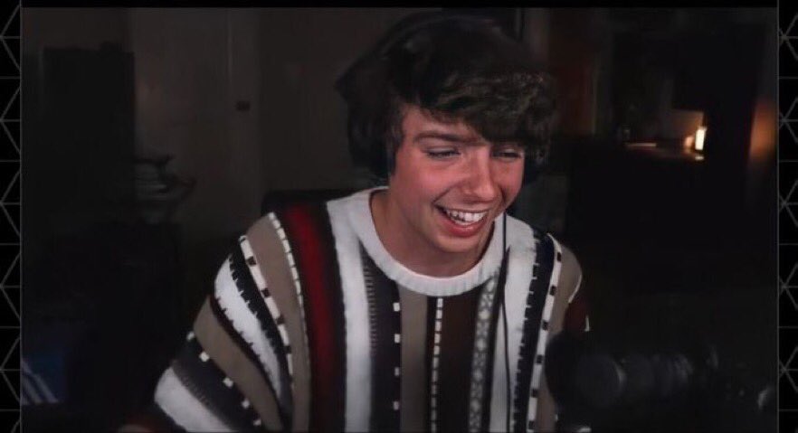 VERY LONG THREAD OF KARL PICS IF U NEED EM:)