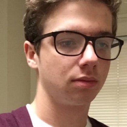 VERY LONG THREAD OF KARL PICS IF U NEED EM:)