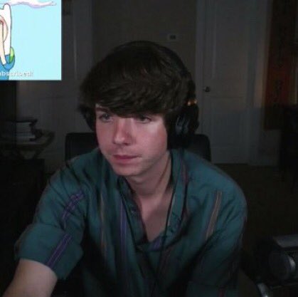 VERY LONG THREAD OF KARL PICS IF U NEED EM:)