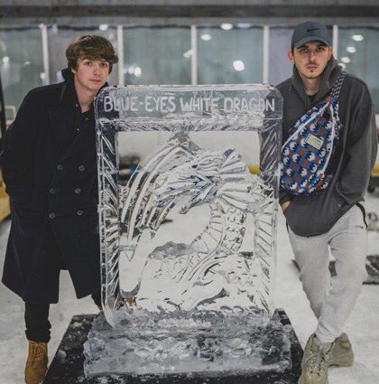 VERY LONG THREAD OF KARL PICS IF U NEED EM:)