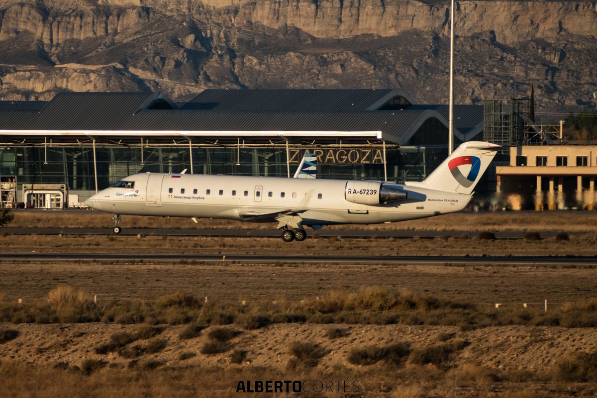 Así llegaba esta tarde el <a href="/BC_NN/">BC Nizhny Novgorod</a> para su partido contra el <a href="/CasademontZGZ/">Casademont Zaragoza</a>. 
.
.
<a href="/Severstal/">Северсталь</a> <a href="/zazAirport/">Aeropuerto de Zaragoza</a> <a href="/nestorlaorden/">Nestor La Orden</a> <a href="/JorgeAlgas/">Јorge Algás</a> @DocoleSpotting <a href="/rodrigo_train/">Rodrigo Train</a> <a href="/aerogrelo/">Aerogrelo</a> <a href="/marcosdiazg/">Marcos Diaz</a> <a href="/Bombardier/">Bombardier</a> #crj200 #planespotting #zaragoza #aeropuertodeZaragoza