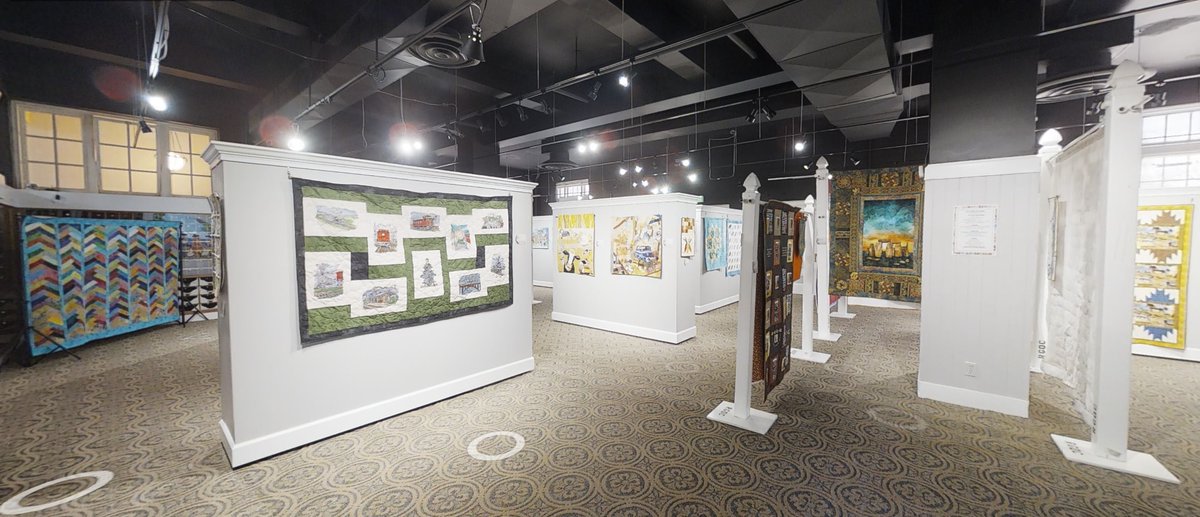 FremontArts's tweet photo. ROYAL GORGE QUILT COUNCIL EXHIBIT 
Looking for holiday gift ideas? See FCA's November exhibit, Royal Gorge Quilt Council with Boutique. A must see!
Tues.-Sat., 10AM-4PM.
More @fremontarts.org / https://t.co/KsWEbOc66e
#quilts #boutique #crafts #holidaygifts #giftideas #fcaevents https://t.co/g5u9Gfx3xW