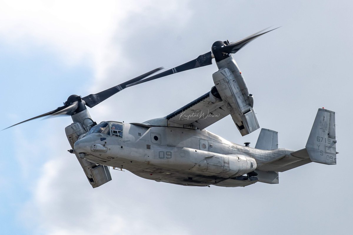 krystalphotos2's tweet photo. Happy 245th Birthday to the @USMC 🎉🎉🎉
.
#happybirthdayusmc #v22osprey #v22 #goldeneagles #vmm162 #mv22 #tiltrotor #usmc #usmarines https://t.co/KlRDFPWYAz