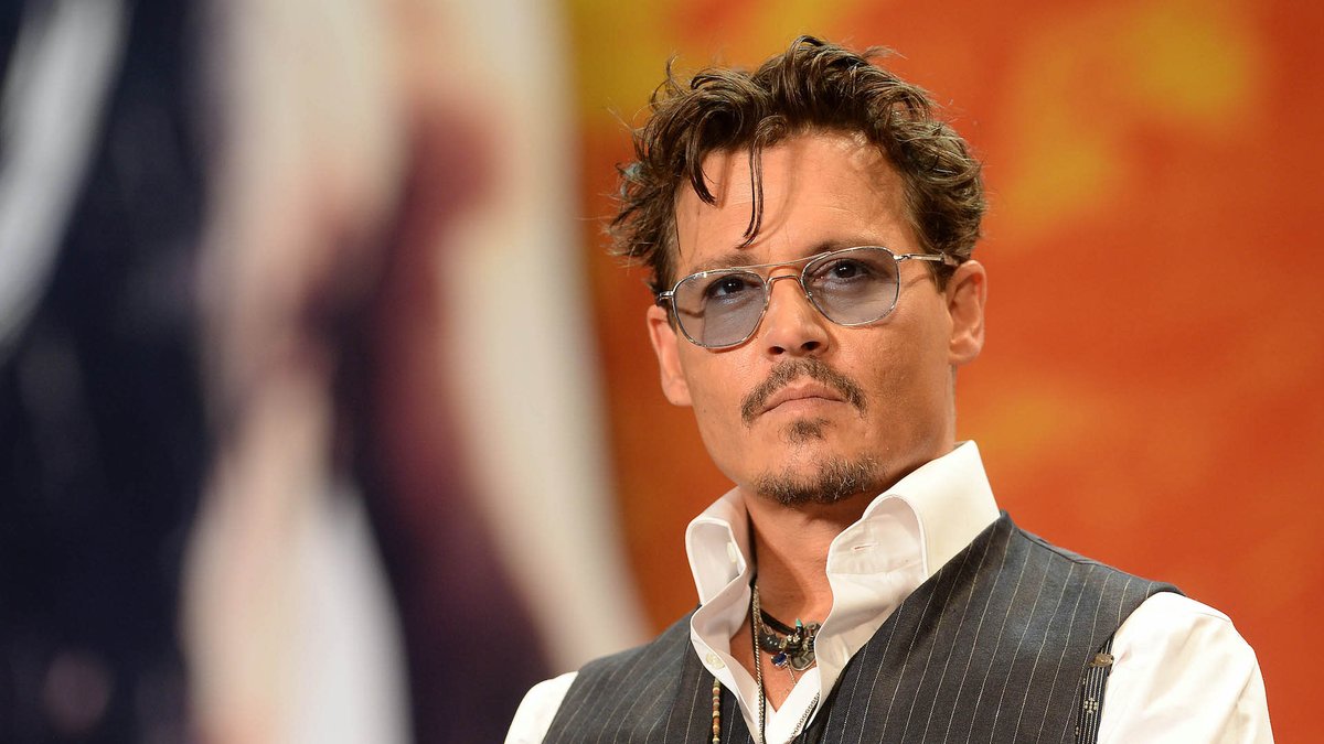 ComplexPop's tweet photo. Johnny Depp Will Be Paid Full 8-Figure Salary for Filming One 'Fantastic Beasts 3' Scene Before Resignation https://t.co/qc1kltdnSH https://t.co/gpeyaXVXfU