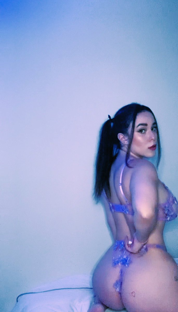 KatJade11's tweet photo. @xxyahighnessxx @laylaonlyfans https://t.co/LOSrjs4XkK https://t.co/PUxw8aRQUZ