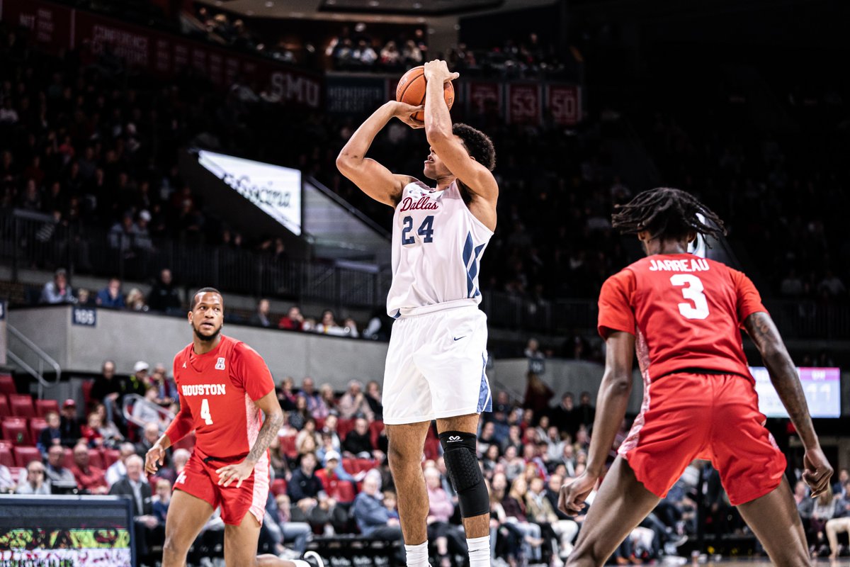 SMUBasketball's tweet photo. Best ๐ธ of @EverettRay1 #RayDay24 https://t.co/iT0iVmQWuB