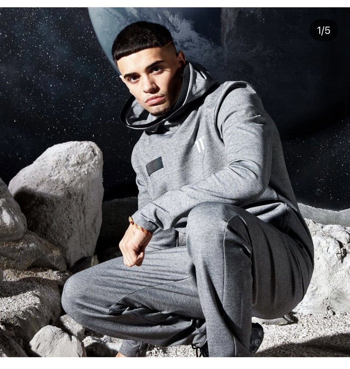 kidkaram's tweet photo. Astronaut attire 🚀👩🏼‍🚀 .. some of my latest work for @11_Degrees https://t.co/UwCA3J6XbY
