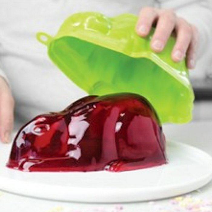 HelenLottie1's tweet photo. The only jelly pudding I want to eat #GBBO https://t.co/u5vQszyTBj