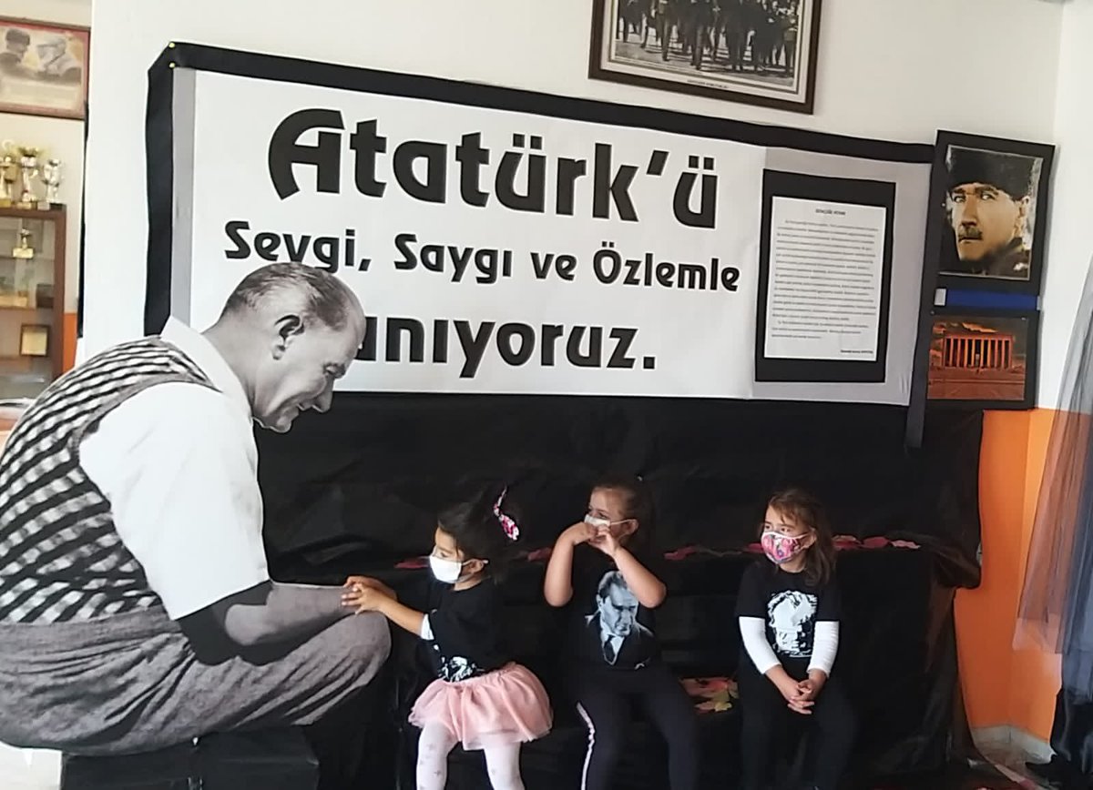 OrtaokuluVedat's tweet photo. Cumhuriyetimizin kurucusu, Başöğretmenimiz Gazi Mustafa Kemal ATATÜRK’ün ebediyete İrtihalinin 82. Yıl dönümünü Sevgi, Saygı ve Özlemle Andık. #Muğlada10KasımveAtatürk @mugla_mem @bodrumMEM @aslankorkmazmeb @MesutTOPALOLU @FerhatTutucu https://t.co/nF4lisjRmQ