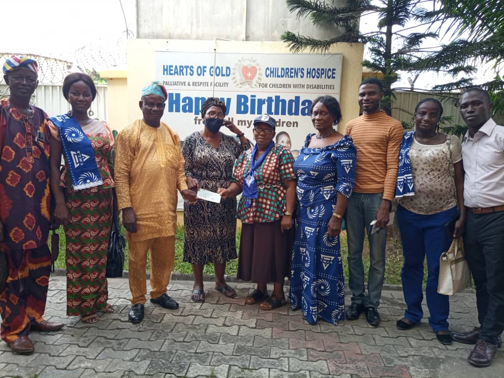 YwcaLagosArea's tweet photo. YMCA/YWCA World Week of Prayer continued today with a joint visit(YMCA of Lagos &amp; YWCA of Lagos) to Heart of Gold Children's Hospice, Lagos and Atinuke Orphanage home, Badagry. https://t.co/2BSfpPp7eg
