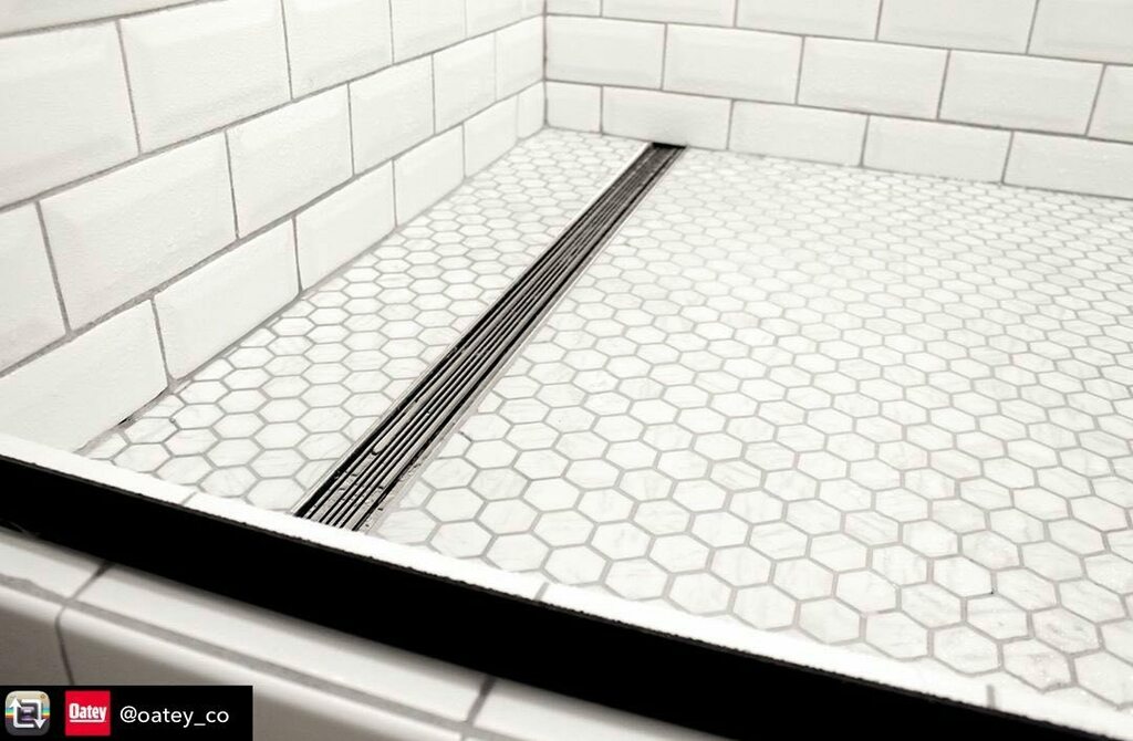 Hodessutter's tweet photo. Repost from @oatey_co using @RepostRegramApp -
With 6 drain cover options, including two designed by @Mgravesdesign, @QuickDrainUSA linear drain offers stylish solutions for any aesthetic.
.
.
.
#quickdrainusa #showerinspo #luxurybathroom #masterbathroomdesign #lineardrain… https://t.co/216cIdZ82f