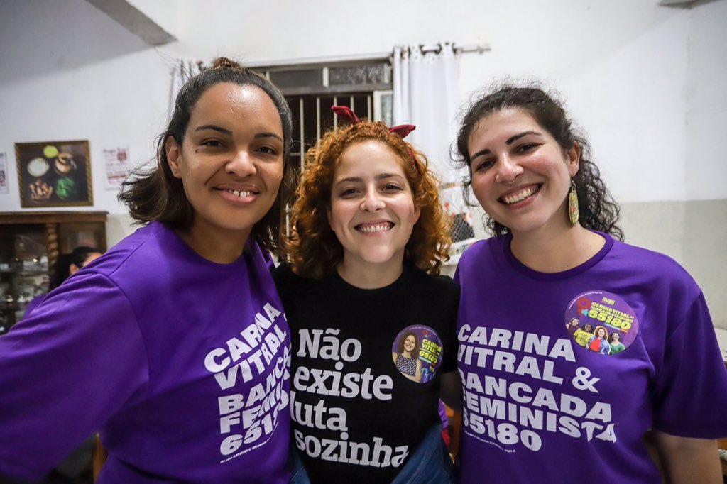 bfeministasp's tweet photo. Noite animada de conversa com os apoiadores da Vila Fundão. Tá chegando o dia de votar 65180 💜

Fotos: @kboughoff https://t.co/AQwK7G1pvU