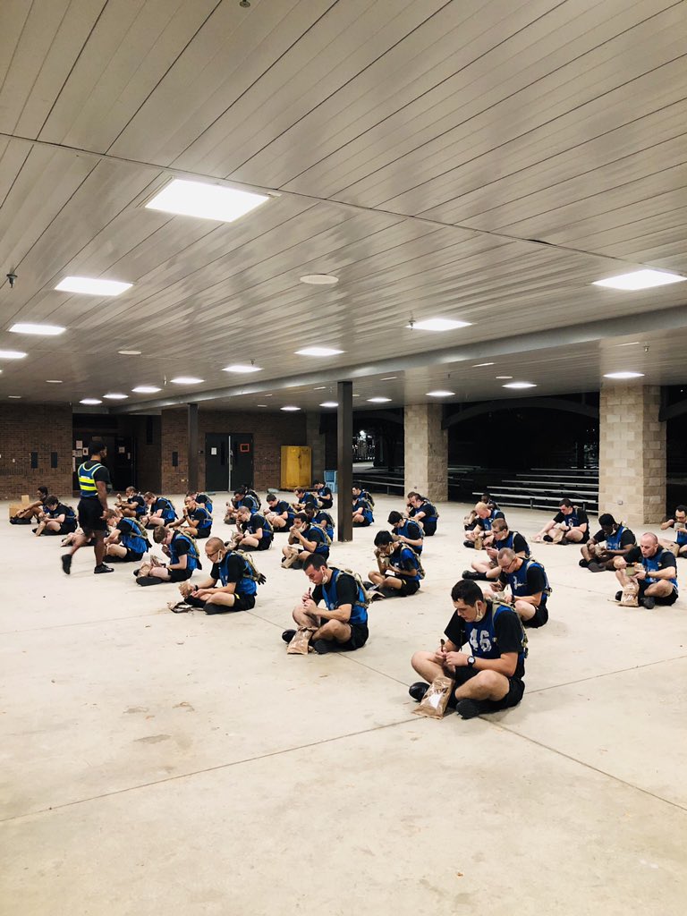 2_39IN's tweet photo. I love pulling a staff duty officer stint. I get to see things like...

Thanksgiving decoration progress ✅
Trainees learning to eat an MRE ✅
Drill &amp; Ceremony classes ✅
Supplemental PT ✅

Sleep tight Falcons! No shenanigans while I’m on duty! 🇺🇸🍀#VictoryStartsHere #AAAO https://t.co/gjXYbVYUYZ